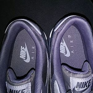 womens air max size 10